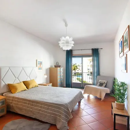 Apartment Terrace Colors Beach Armacao de Pera